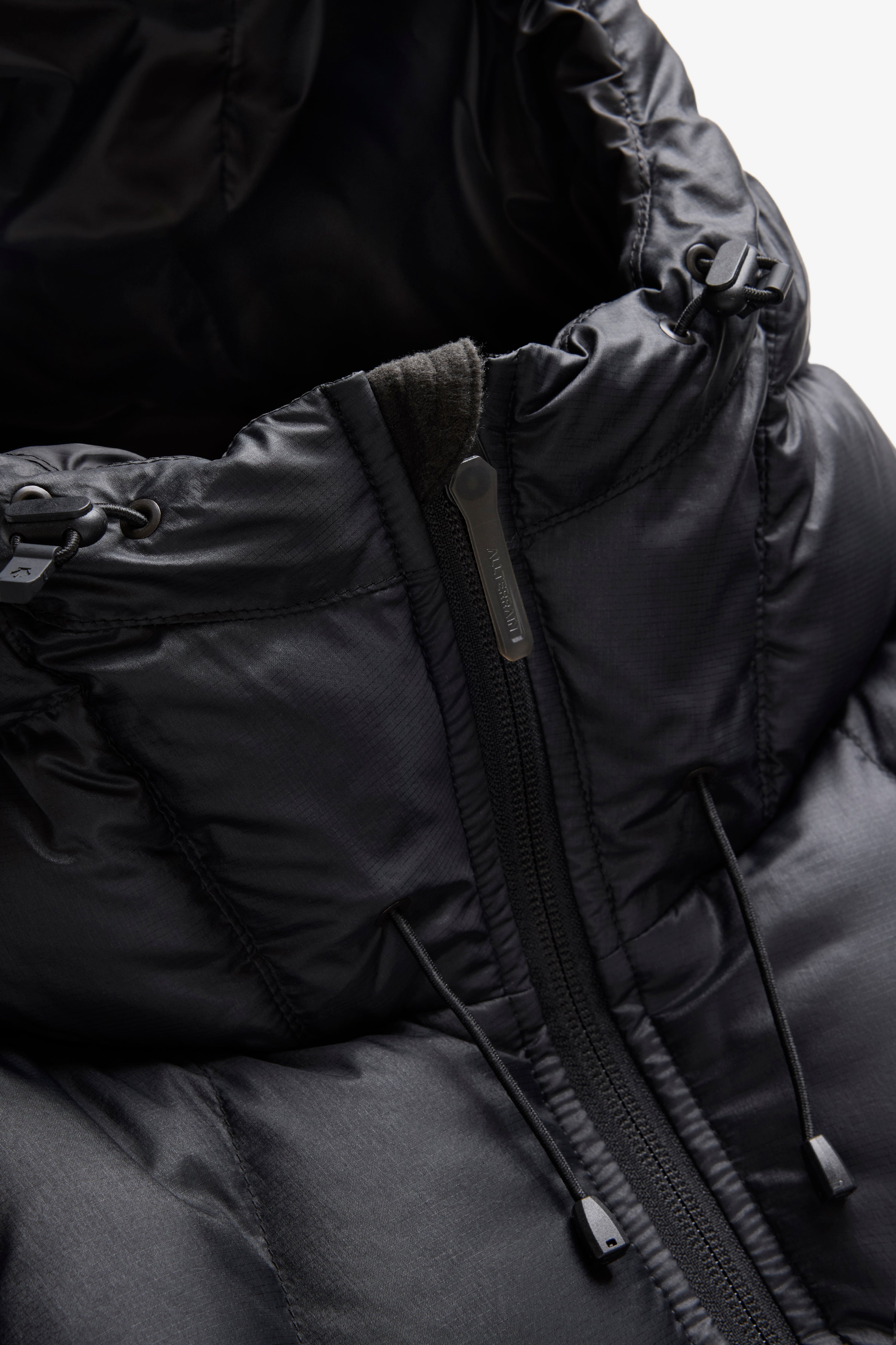JJJJound Descente Down Jacket - Black/Charcoal