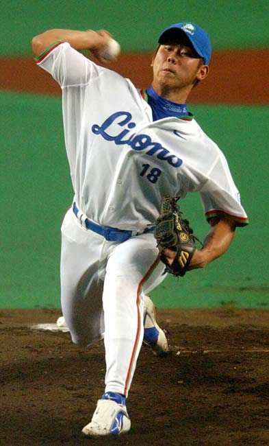 力投する西武の松坂大輔投手＝2002年8月9日、…：歴代快速球投手 写真