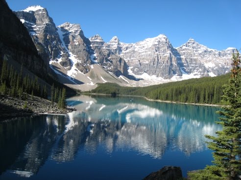 いい所どりでのんびり行く！ヨーホー国立公園とモレーン湖1日観光