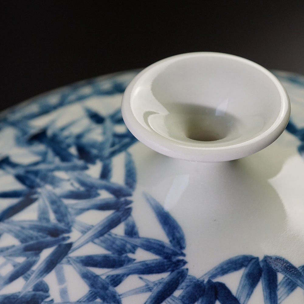 有田焼】染付竹林紋花瓶 (初代真右衛門作)