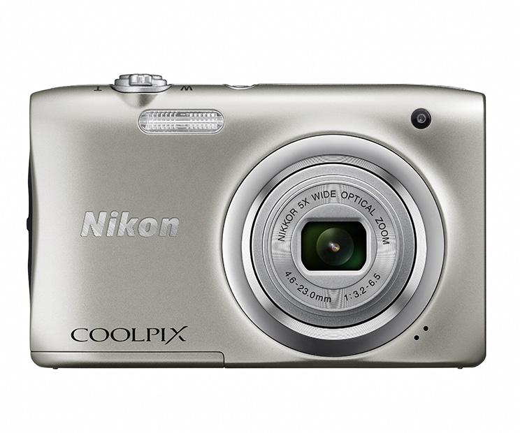 薄型・軽量のスタイリッシュモデル「COOLPIX A100」と単3形電池対応