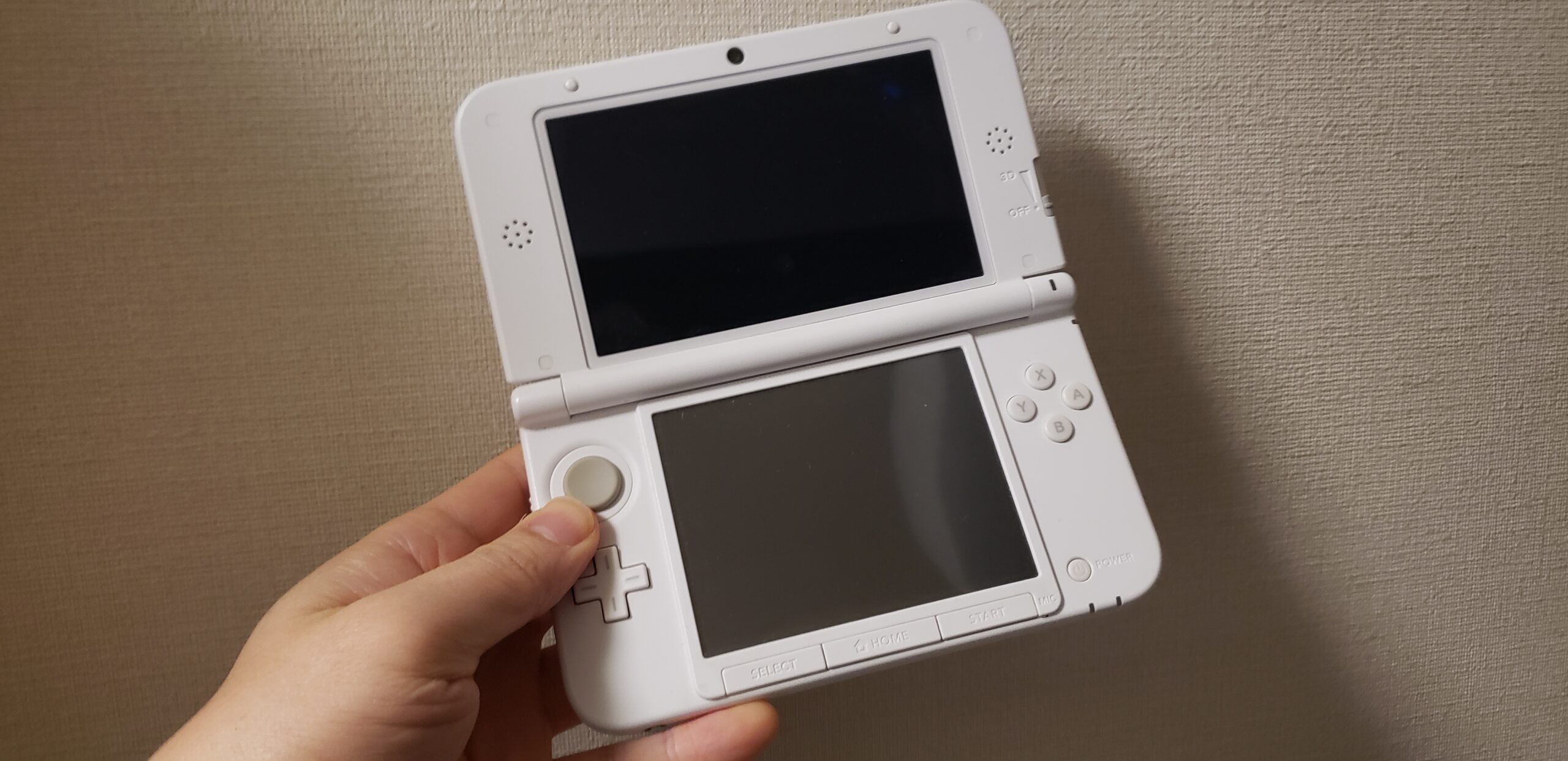 Nintendo】まだまだ遊べる3DS LL 実機レビュー | K-Style