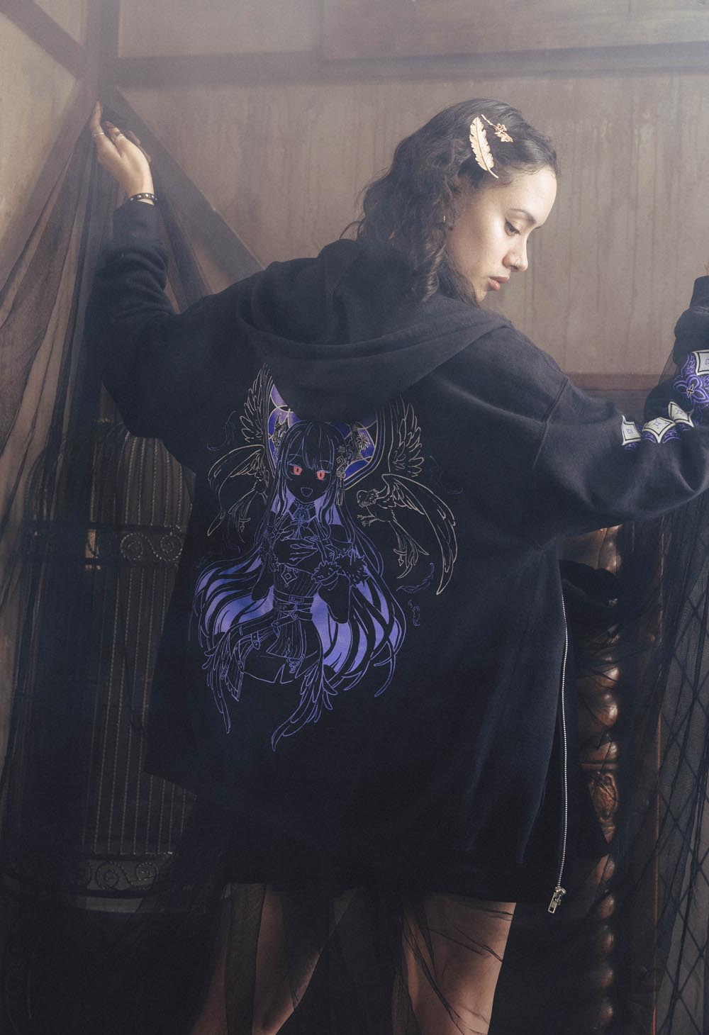 NERISSA RAVENCROFT Zip-Hoodie – OMOCAT
