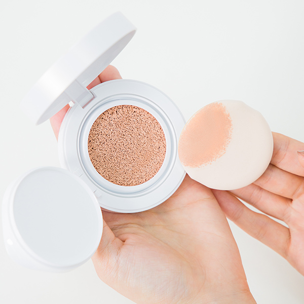 薬用 リンクルホワイト クッションBB | ミネラルファンデーション