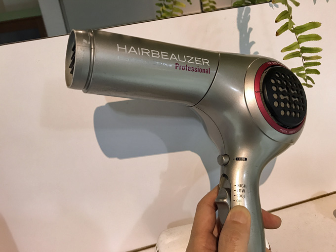 ドライヤーに革命を起こしたビューザーが新しくリニューアル。価格も