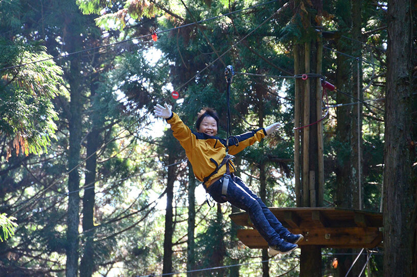 ジップラインに興奮！ 親子で楽しい厚木のアスレチックパーク｜子育て