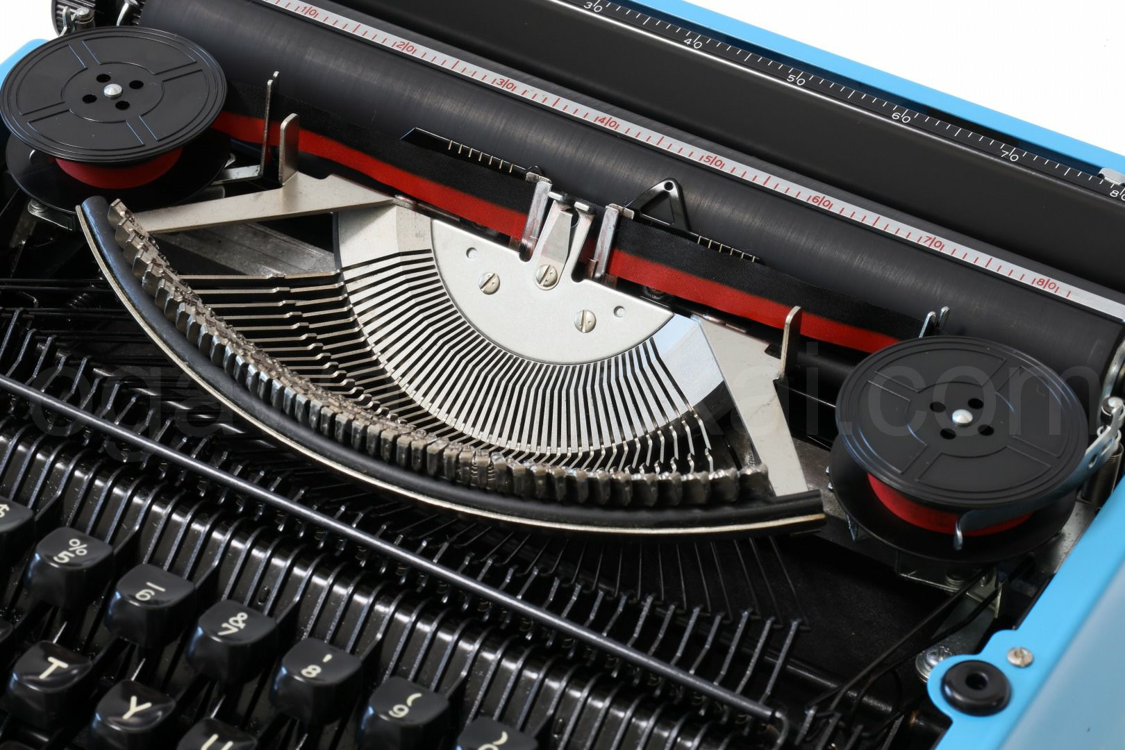 SILVER-REED 715 中古タイプライター｜タイプライター専門店の尾河商会