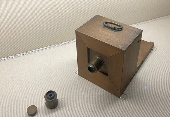 大阪歴史博物館：常設展：展示更新情報：ダゲレオタイプカメラと写真