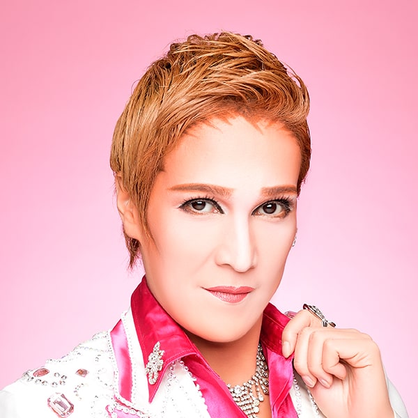 1桐生麻耶-min | OSK日本歌劇団