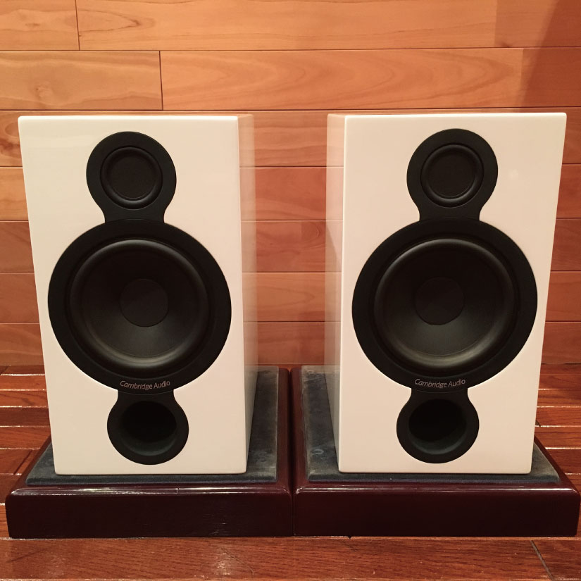 中古品】Cambridge Audio/スピーカー/AeroMax2 WHT(ペア) 高級