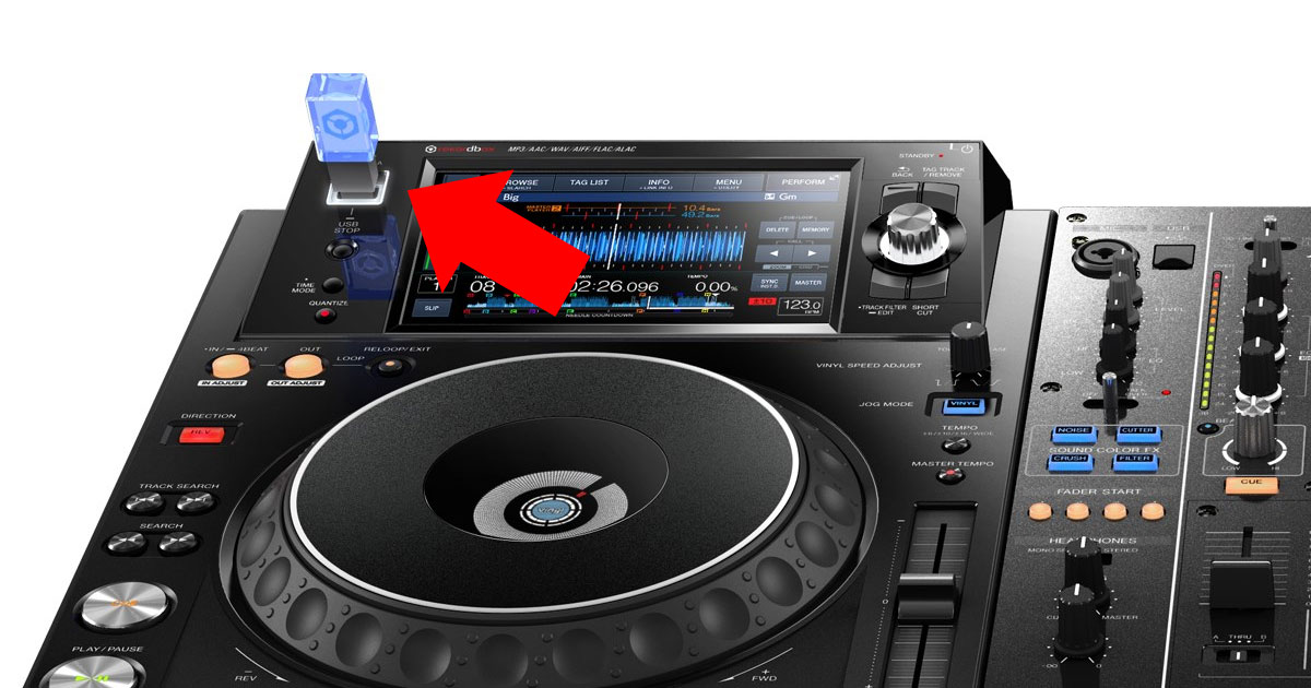 現場で増えている“USBでDJ”。CDJ-900NXS、XDJ-1000MK2が圧倒的に