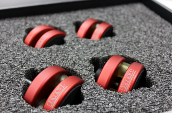 DMSDのターンテーブル用インシュレーター、DECOUPLING FEET FOR