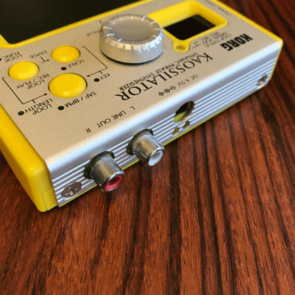 中古のKORGのシンセサイザー、KAOSSILATORのご紹介です。