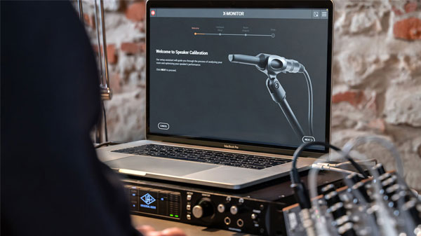 箱潰れ新品】IK Multimedia/モニタースピーカー/iLoud Micro Monitor