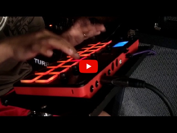 AKAI MPX16 サンプラー 16パッド×10バンク さらにSDで増設可能 Amazon