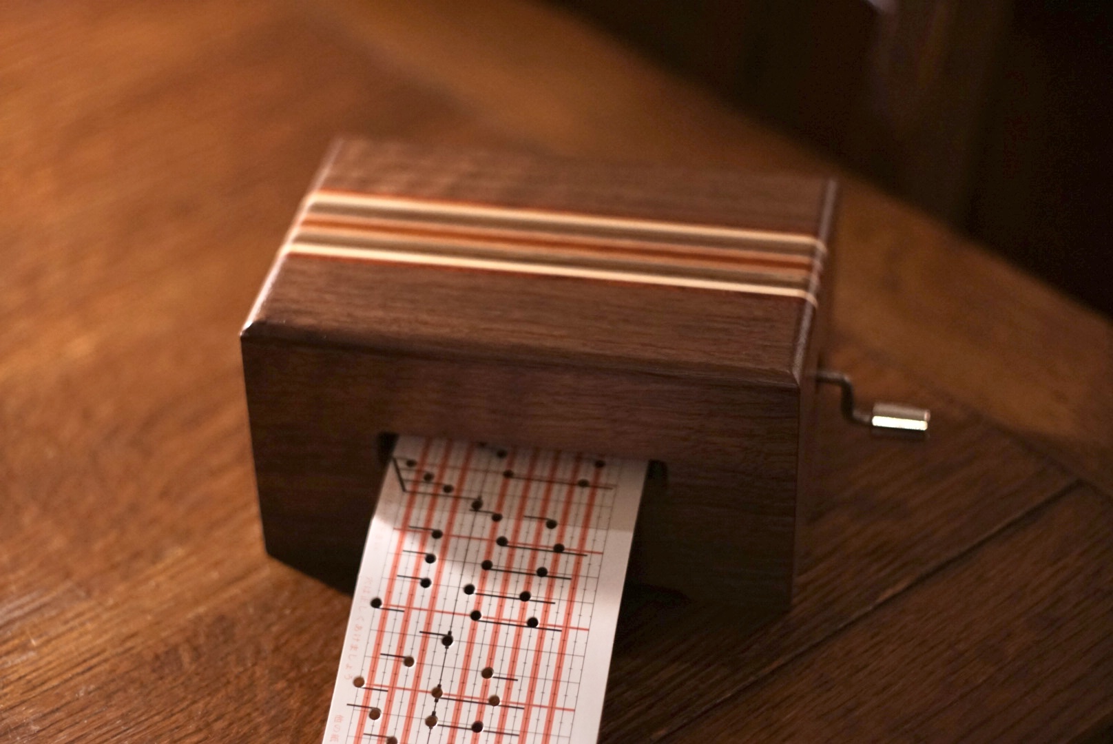 作曲に挑戦！手回しカードオルゴールの魅力 ｜ オルゴール専門店