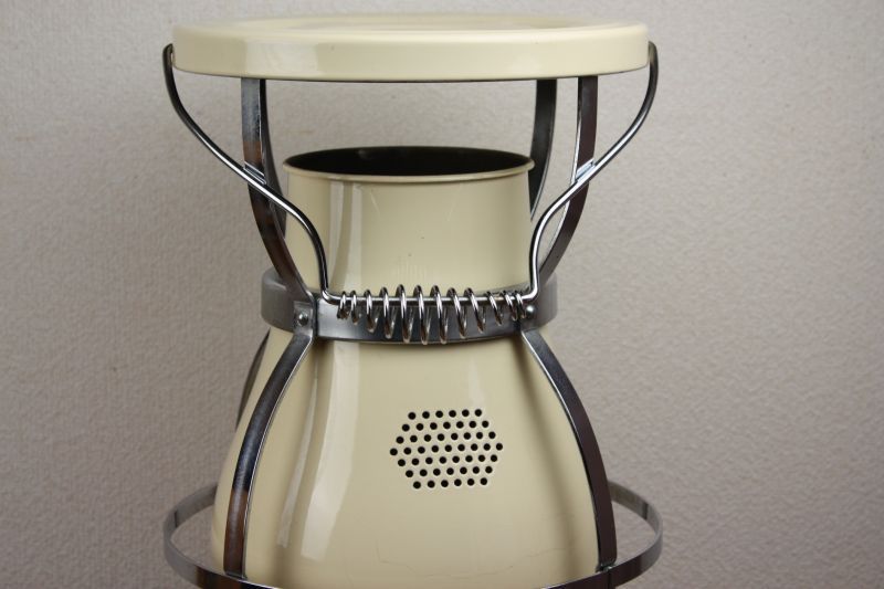 ニッセン（日本船燈）アンティークストーブ SS-6 - 北欧キャンプ