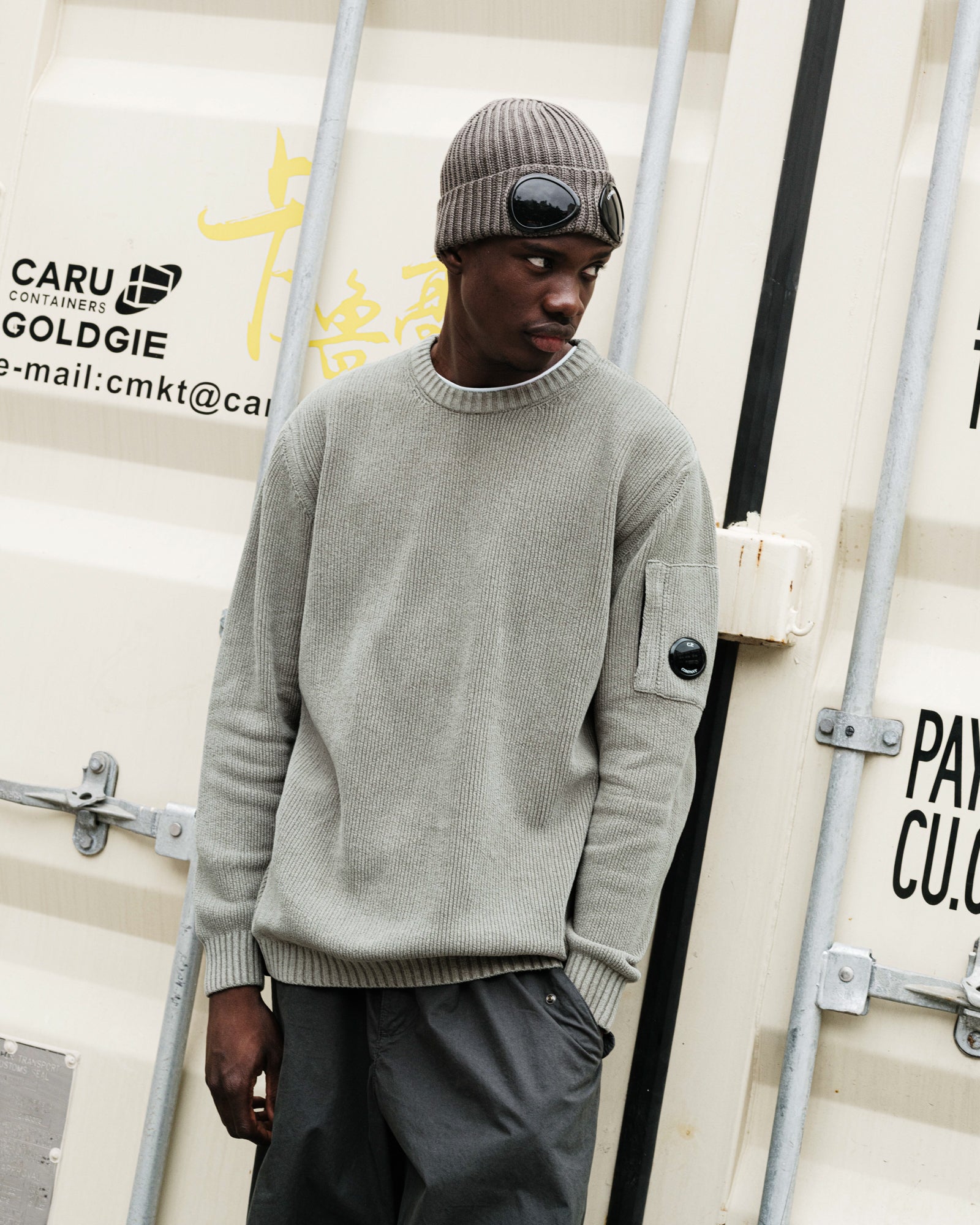 C.P. Company Chenille Cotton Lens Crewneck 19CMKN017A-005558G 356