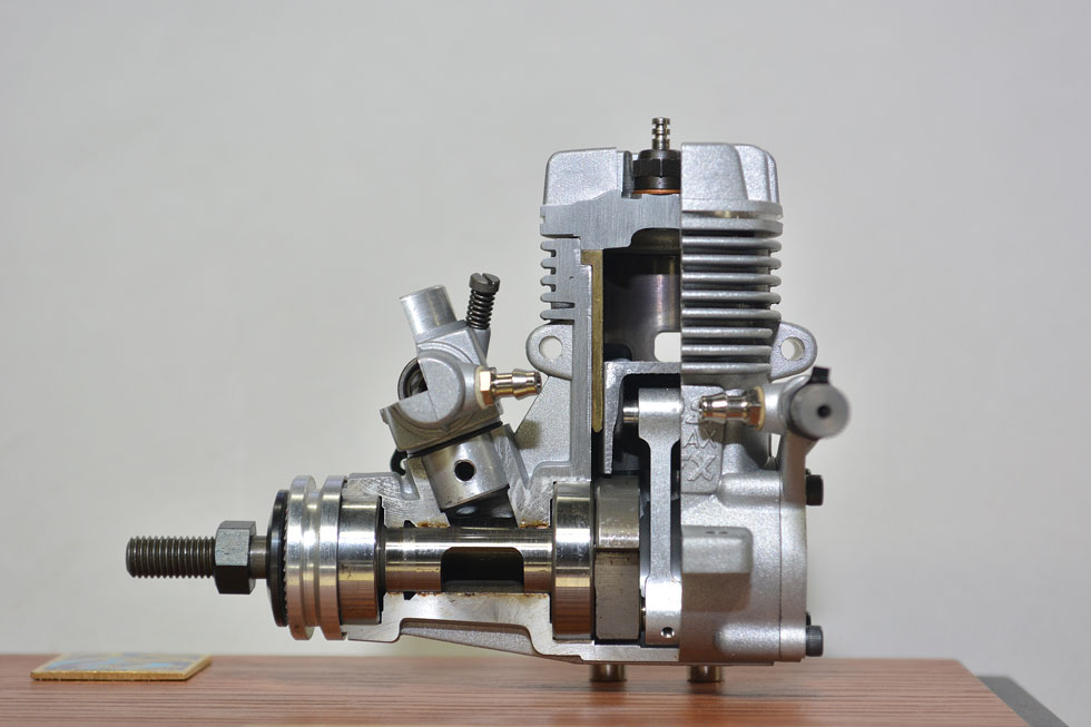 SAITO 四ストロークエンジン 125 4 サイクル エンジン | 製品案内