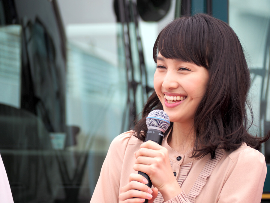 べっぴんさん」バス、神戸市内を走る | Lmaga.jp