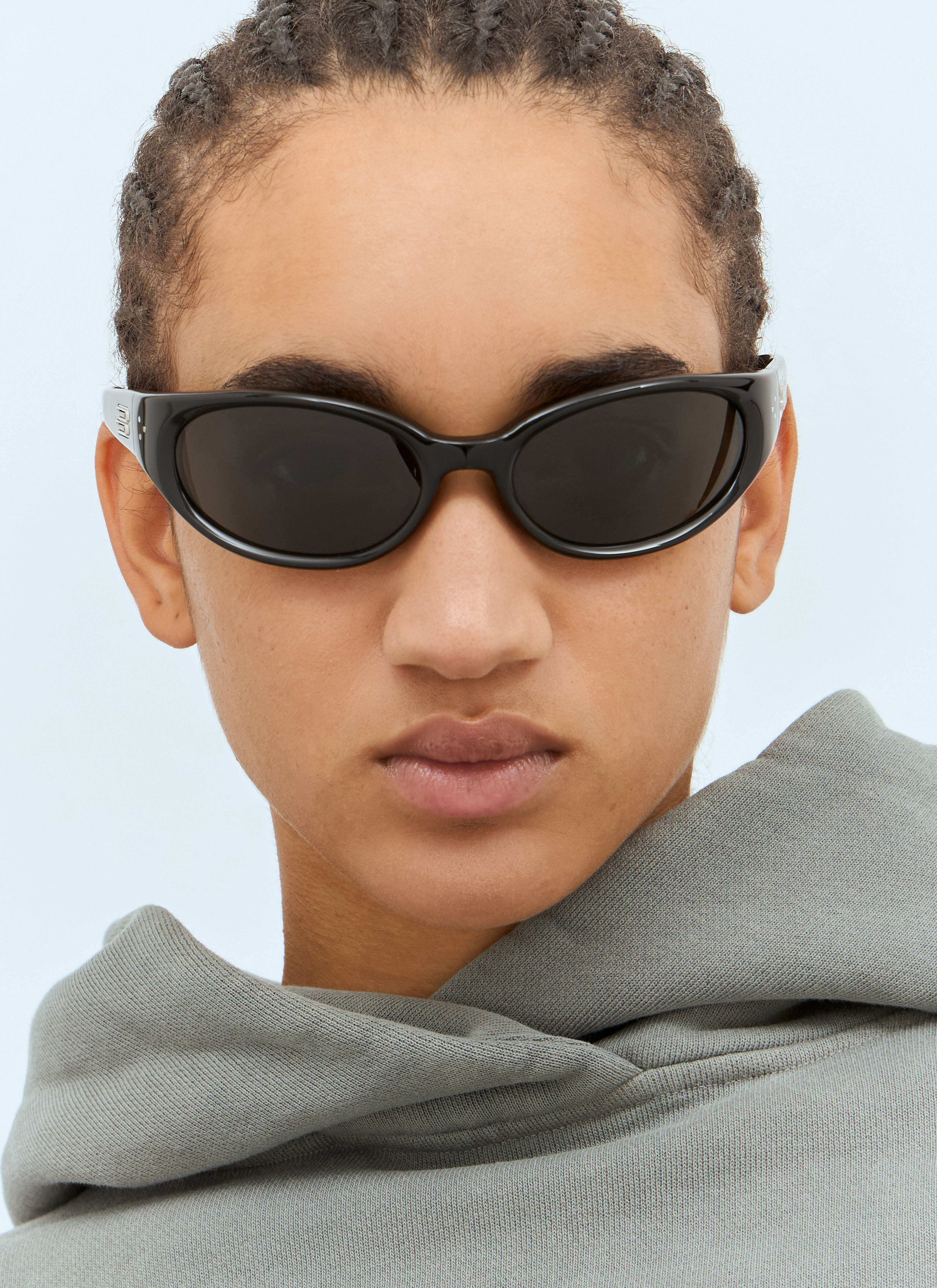 Gentle Monster レディース ヤング 01サングラス の ブラック | LN-CC®