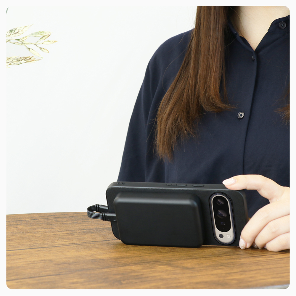 LooCo Official Shop / [ Mag+ BATTERY-SHELL ] iPhone 15 Pro