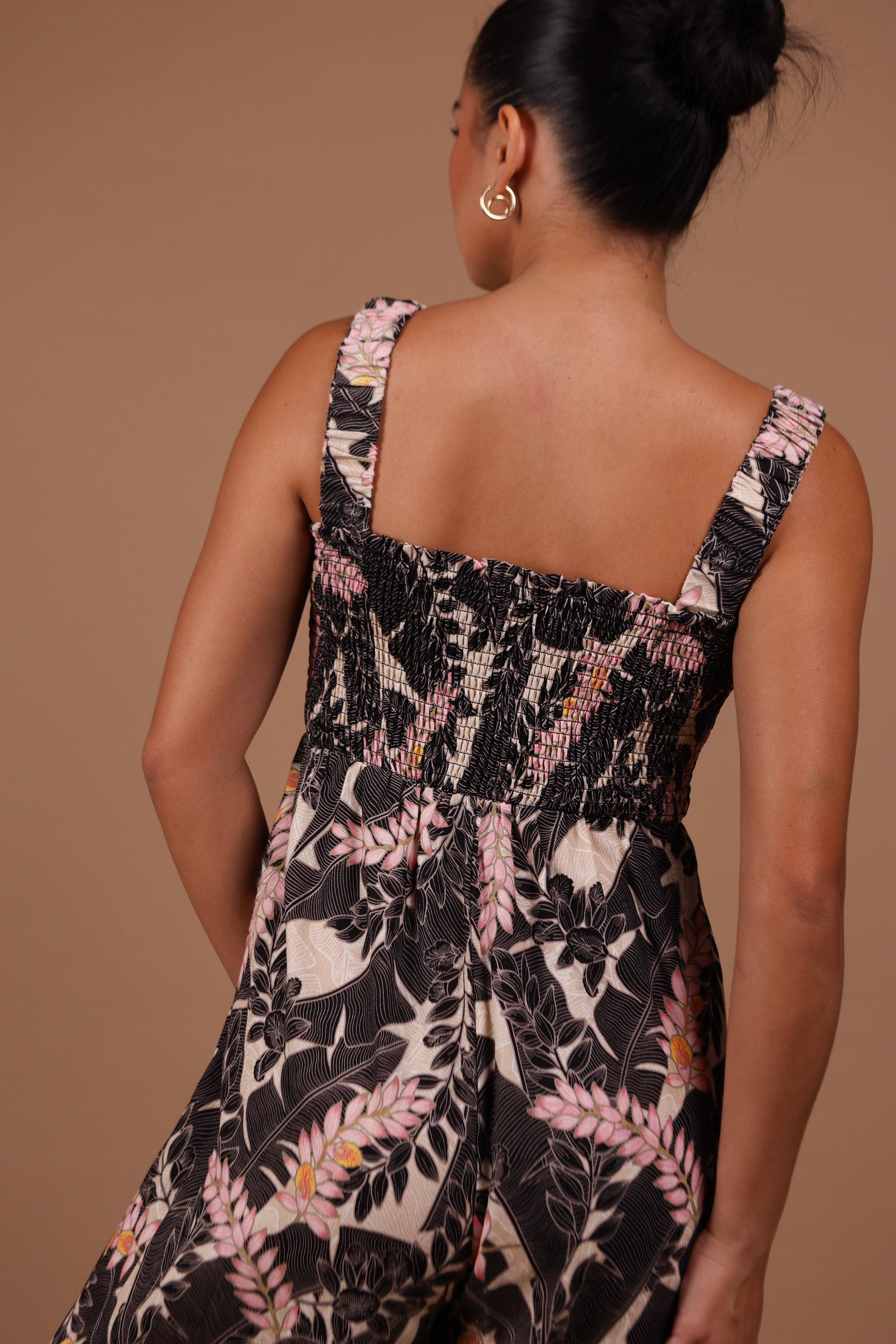 Kahula Jumper | Shell Banana Light Apricot – LexBreezy Hawaii