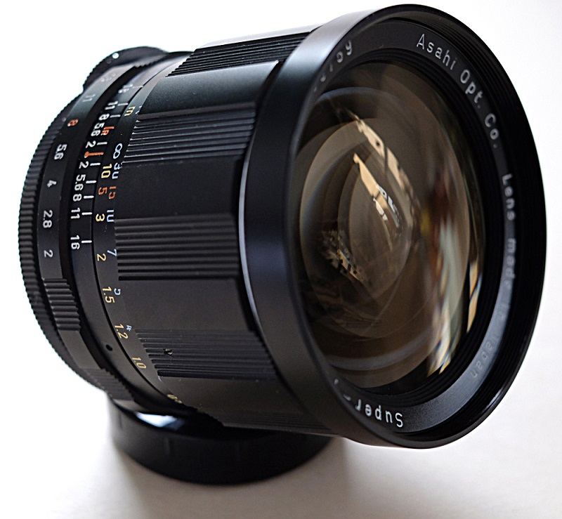 Lens Lab: Hire the Pentax M42 Super-Takumar 35mm F2