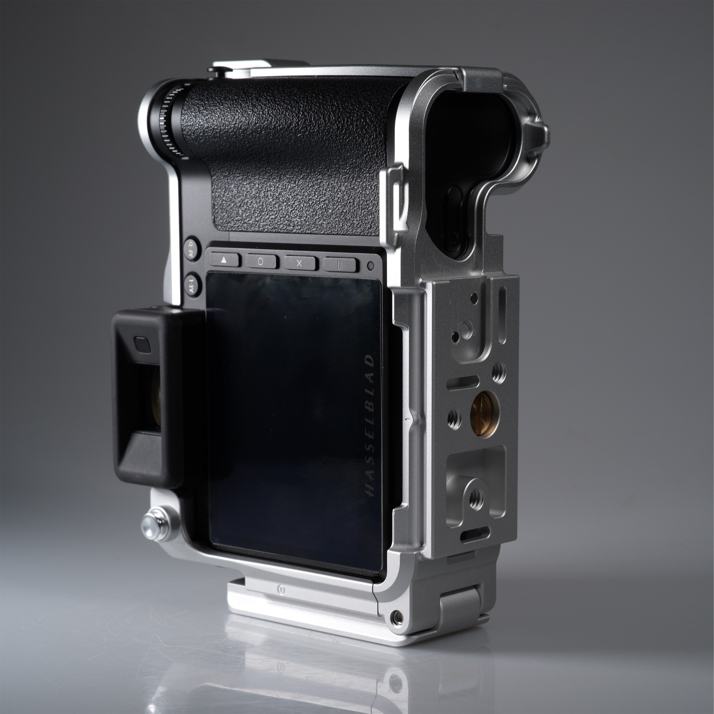 Lanhorse Hasselblad X2D Camera Cage, Integrated Landscape and Portrait