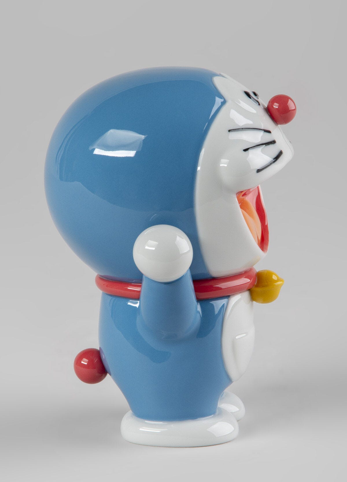 ドラえもん | リヤドロ公式オンライン