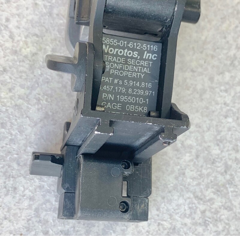 米軍実物 NVG HELMET MOUNT TITANIUM RHNO II NOROTOS マウントセット