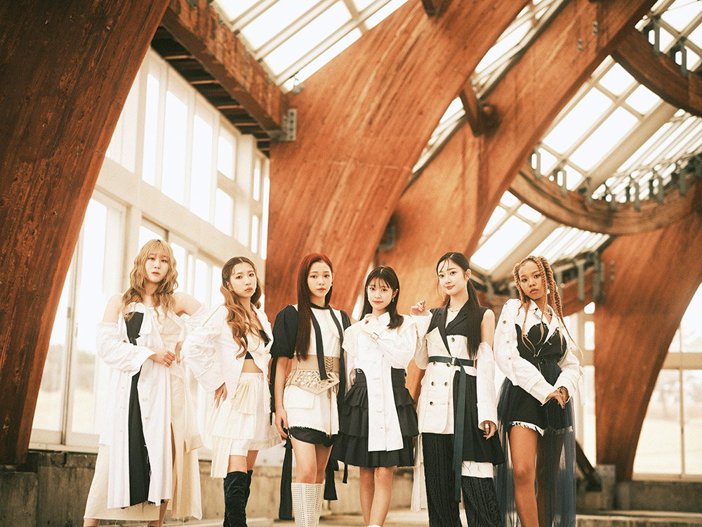 Little Glee Monster「Ambitious」Special Site