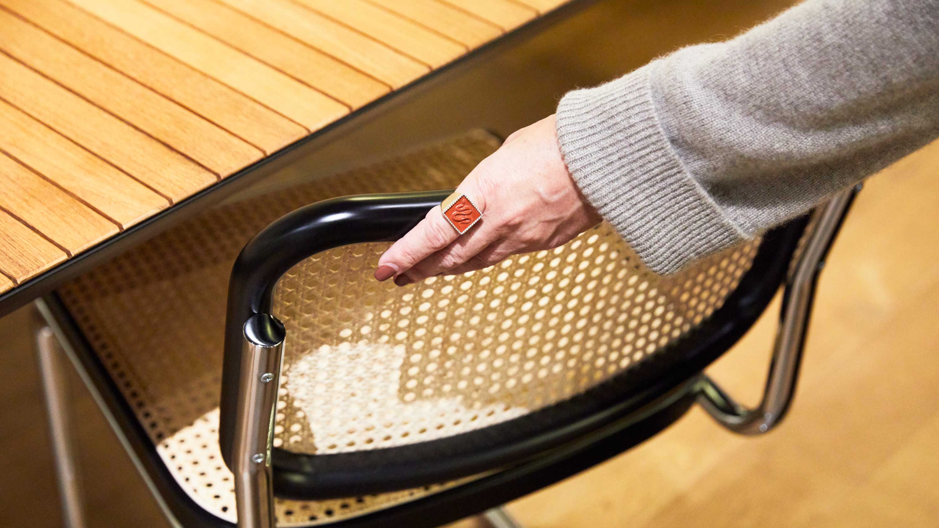 One's MOTIF 大草直子さん Knoll チェスカチェア | LIVING MOTIF｜家具