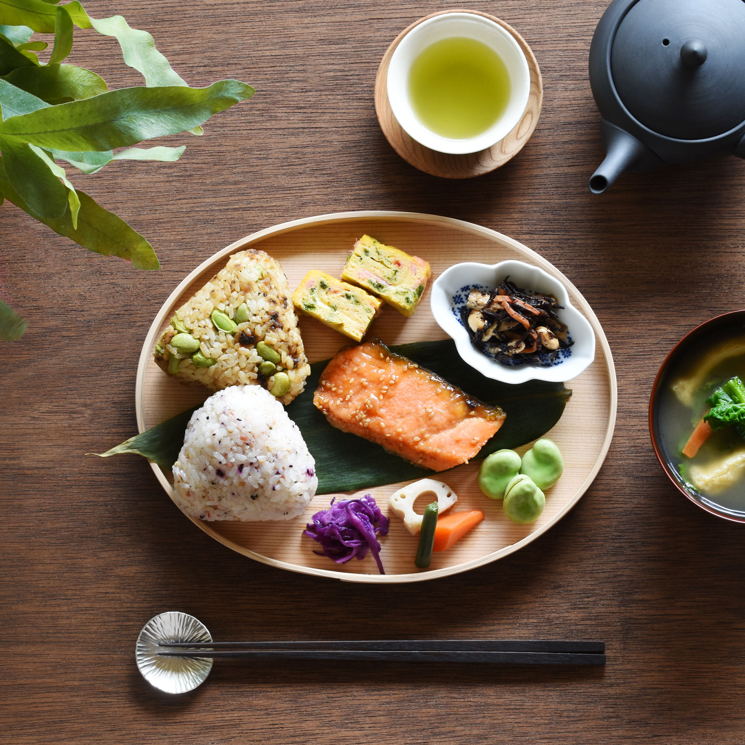 柴田慶信商店（シバタヨシノブショウテン）パン皿 | LIVING MOTIF