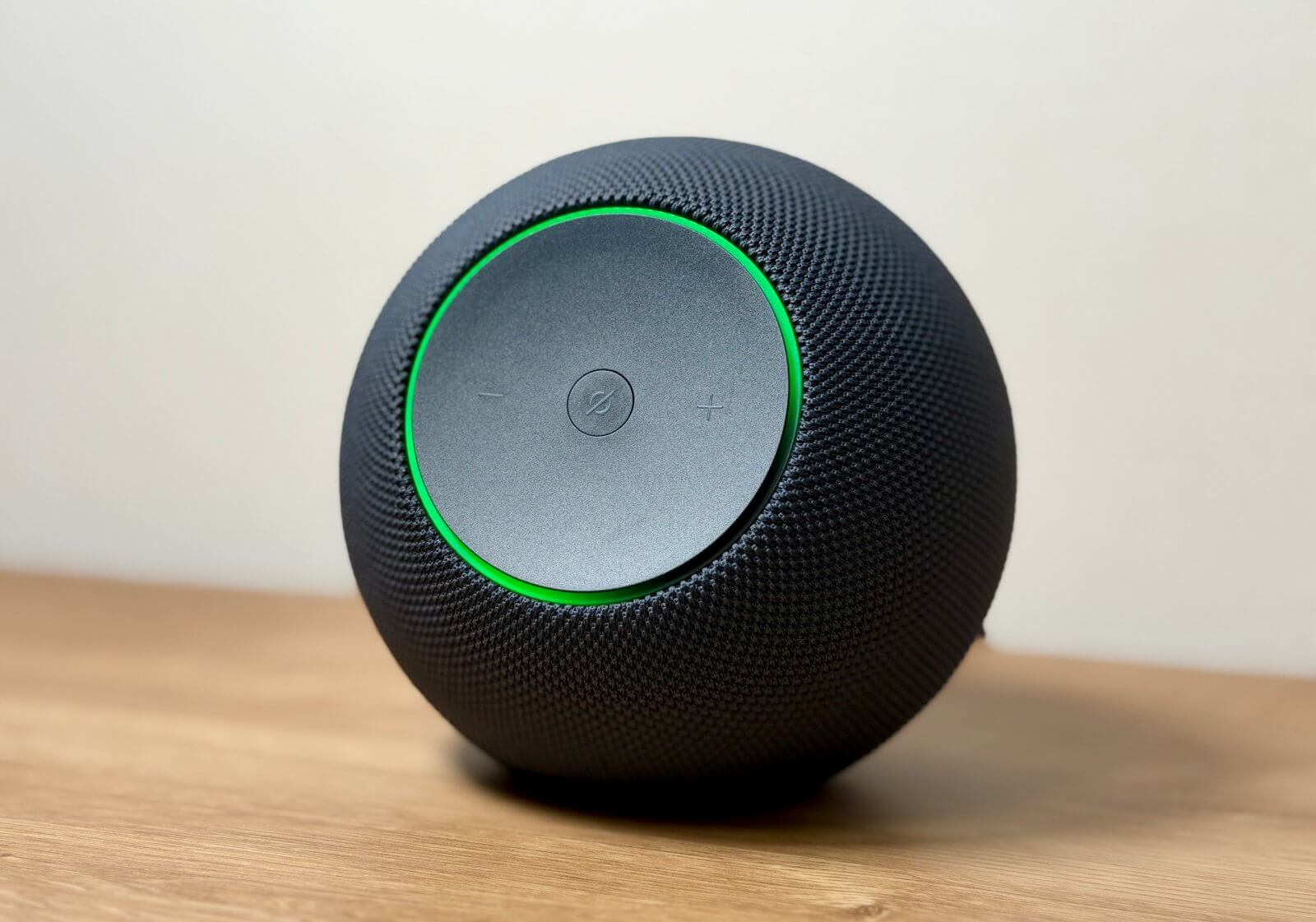 Amazon Echo Studio(2025年発売)レビュー｜中高音の伸びにも驚いた、再