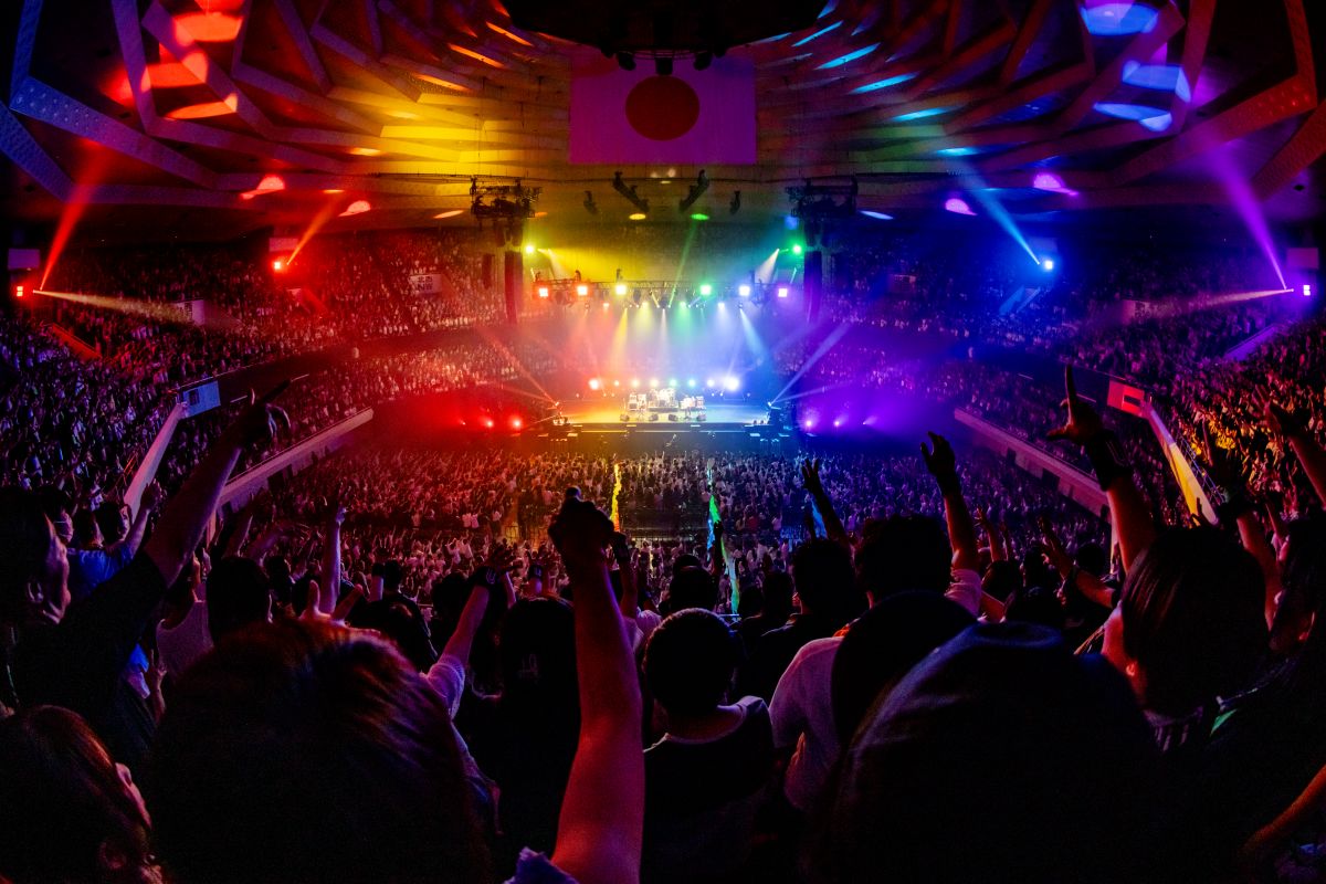 UNISON SQUARE GARDEN、20周年記念武道館ライブ映像作品のトレイラー