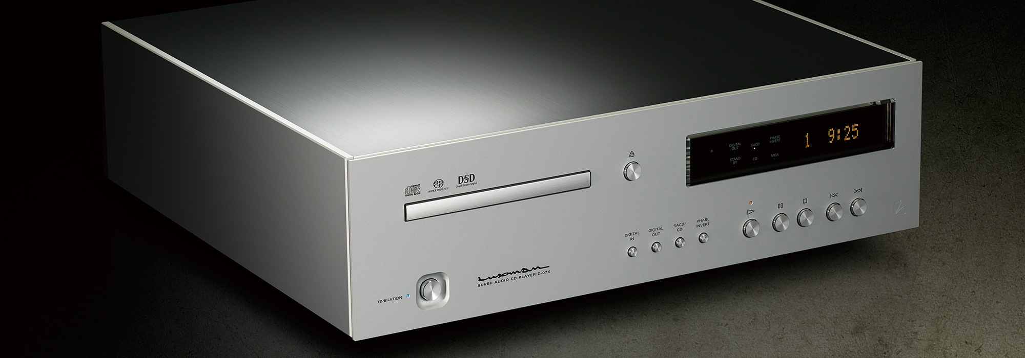 D-07X | DIGITAL PLAYERS | PRODUCTS | LUXMAN | Seeking higher sound