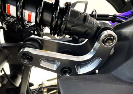 スポーツ走行を楽しむ人へ Ninja ZX-4R用のリンクプレートKITが新登場