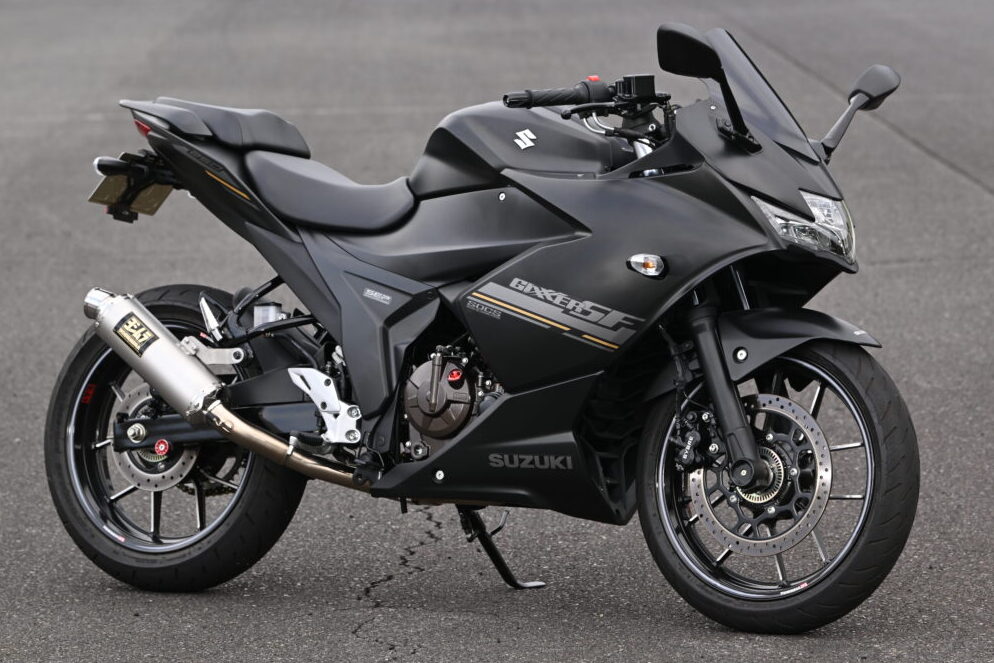 250ccがここまで化ける！ ヨシムラサイクロンでジクサーSF250が“ひと