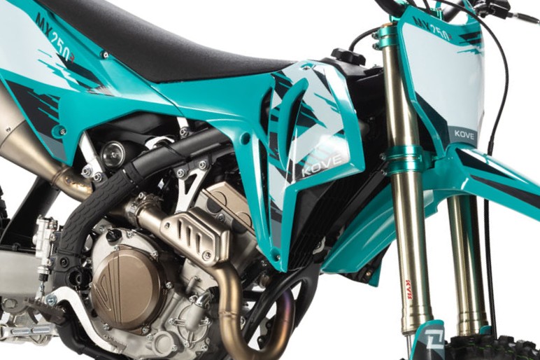KOVE「MX250R」2026年モデル登場 97kgの軽量モトクロッサー