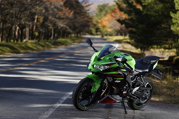 Kawasaki ZX-25R SE KRT EDITION】オンリーワンからの誘惑。 250㏄4