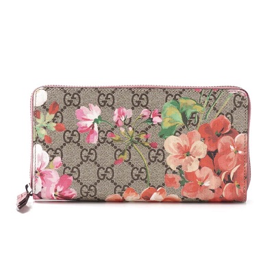 グッチ(GUCCI)の鮮やかなフラワープリント「ブルームス」 | 通販