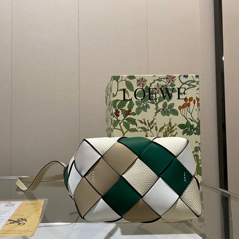 ロエベ ウーブン バスケット バッグ loewe バスケット バッグ 2way