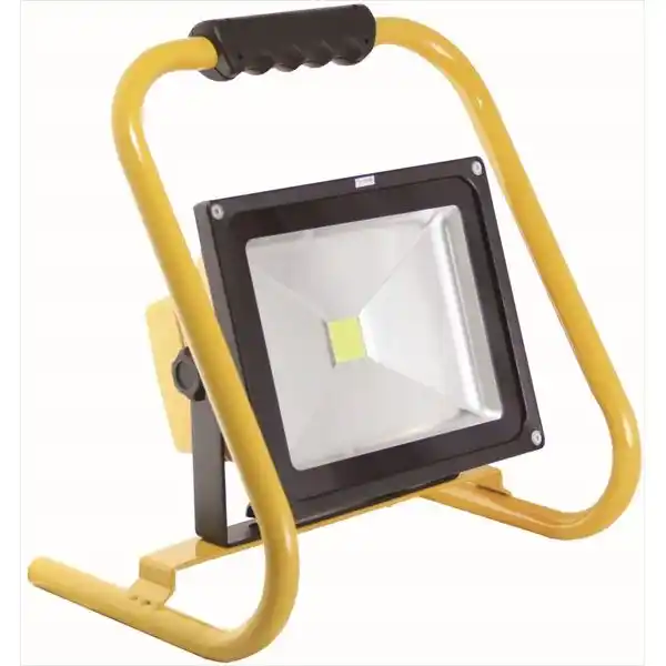 ケージ付き遠赤外線ヒーター 幅708×奥行404×高さ329mm 電源コード1.8m