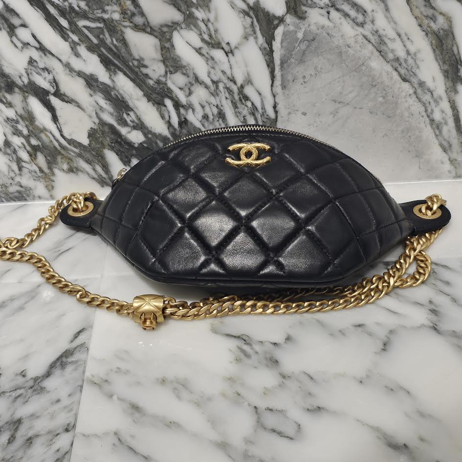 CHANEL 2024 Cruise Matelasse Coco Mark Caviar Skin 2WAY Waist