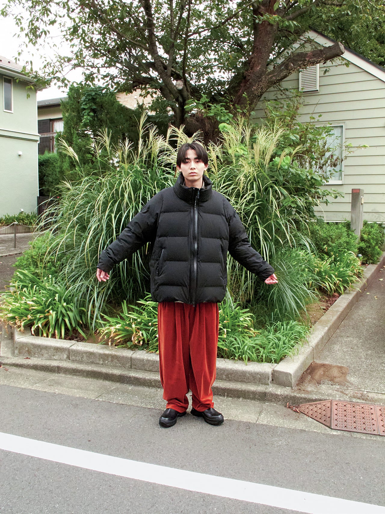 不朽の名作クラークス「ワラビー」の別注、「デサント オルテライン