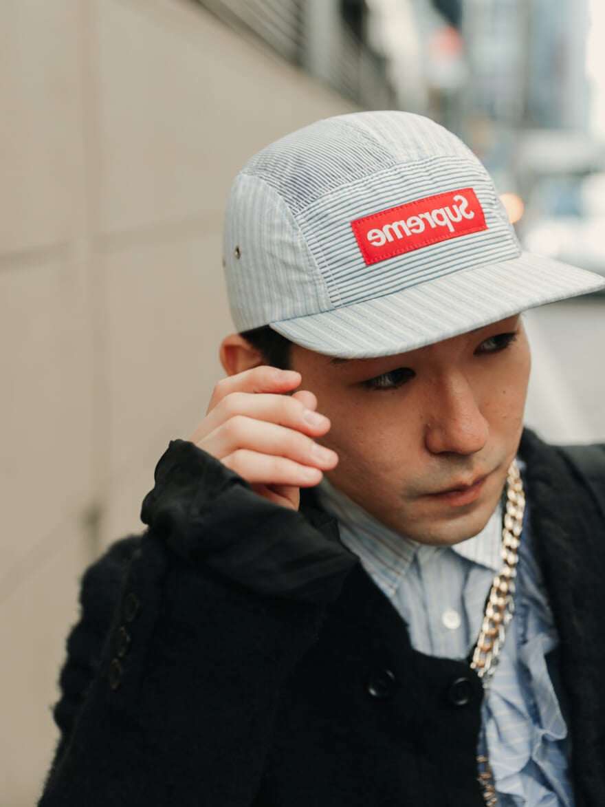 ギャルソンコラボのシュプリームは世界観のつくり込みが命