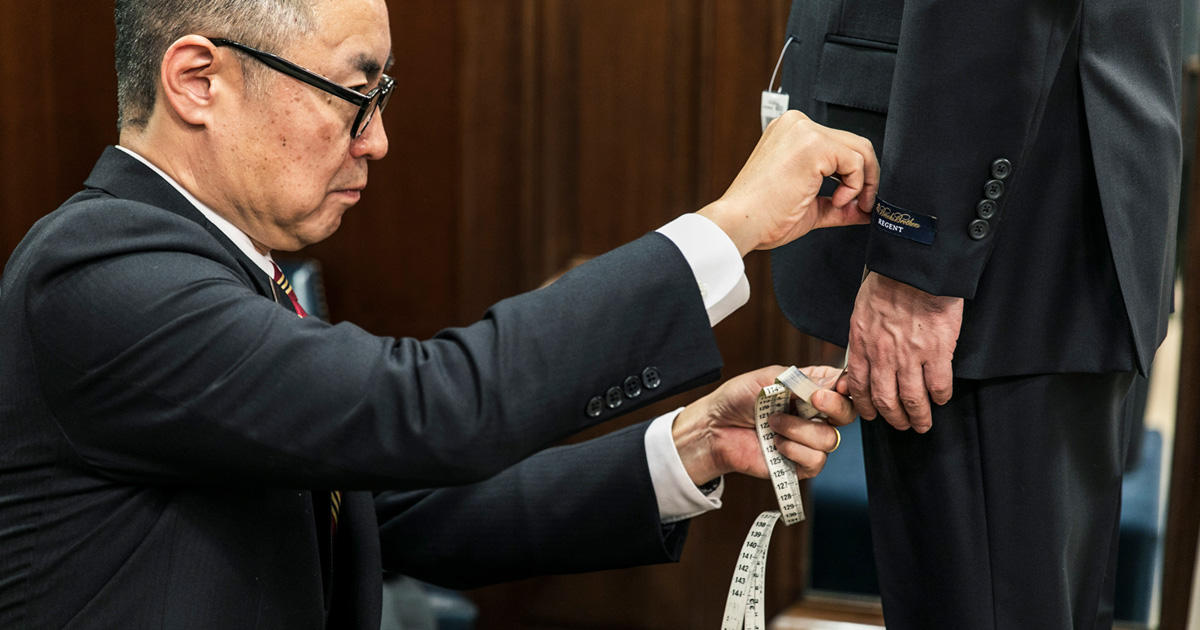 体型に合うスーツがない」——そんな悩みは、ブルックス ブラザーズの