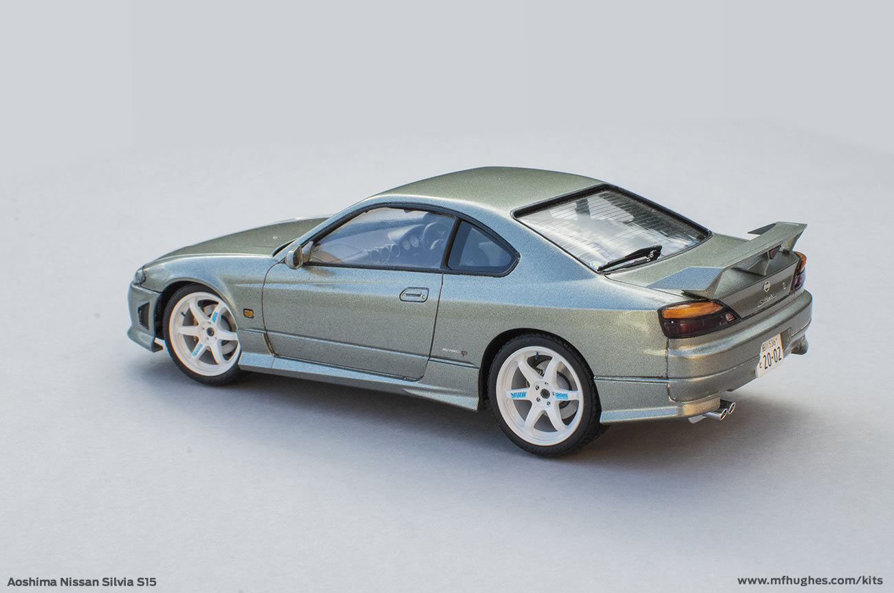 Aoshima Nissan Silvia S15 1/24. Photographs.