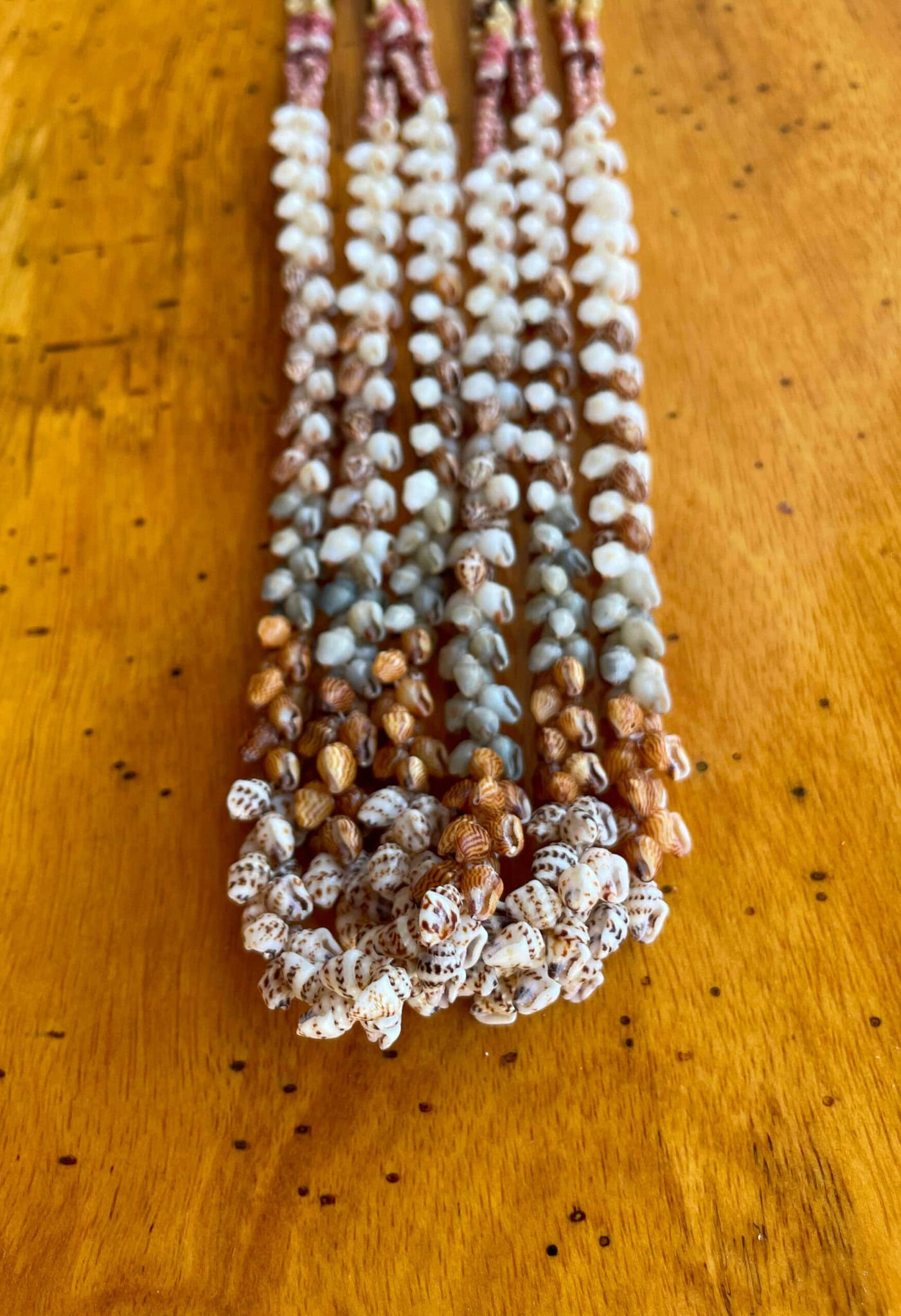 Niʻihau Collectors' Lei, 56